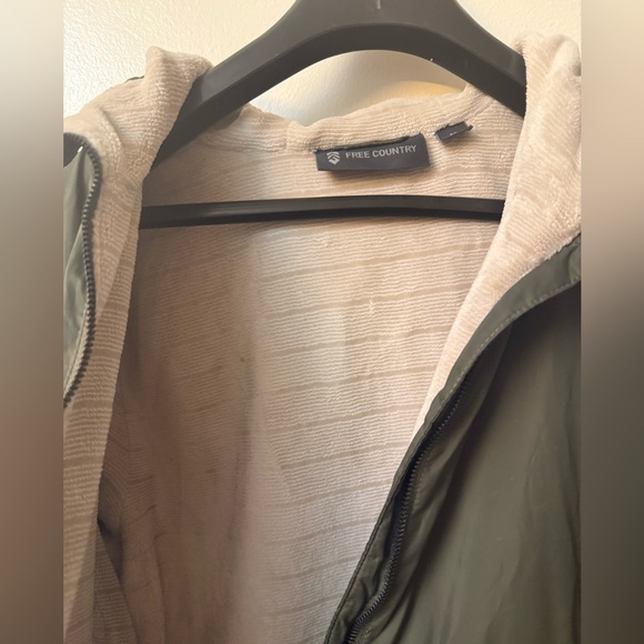 Free Country Hooded Parka with a Faux Fur Lining | Size M - Picture 3 of 9